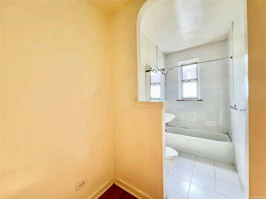 Studio, 1 bath, $1,600, Unit E8