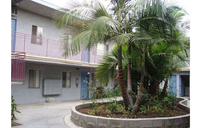 6890 Paramount Blvd. 8