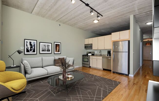 1 bed, 1 bath, $2,300