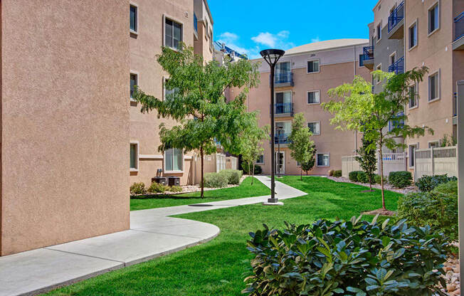 Bridges - courtyard, Dean Weidner Investments