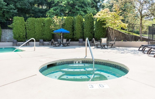 Townhomes with a View Outdoor Spa