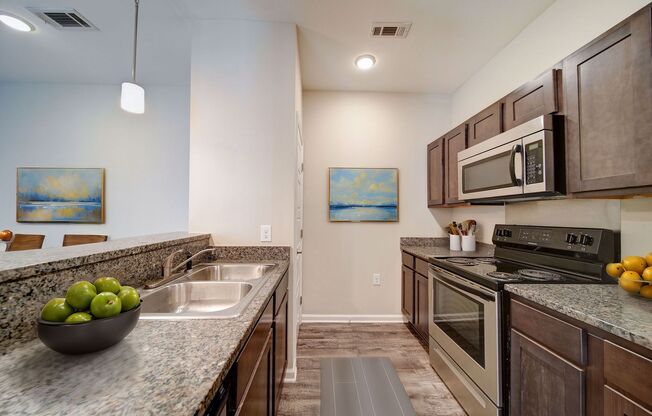 2 beds, 2 baths, 1,080 sqft, $1,425, Unit 11168
