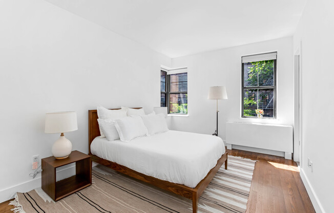 2 beds, 2 baths, $7,500, Unit 4E