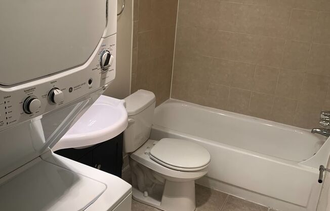 1 bed, 1 bath, 742 sqft, $1,775, Unit 5307 #1