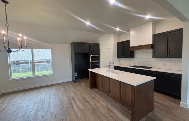 Wonderful 4 Bed 2.5 Bath Home in Norman
