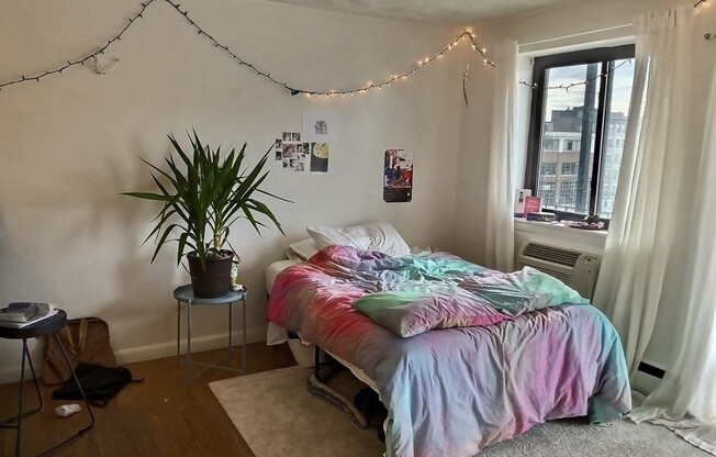 Studio, 1 bath, 999 sqft, $1,895, Unit 23
