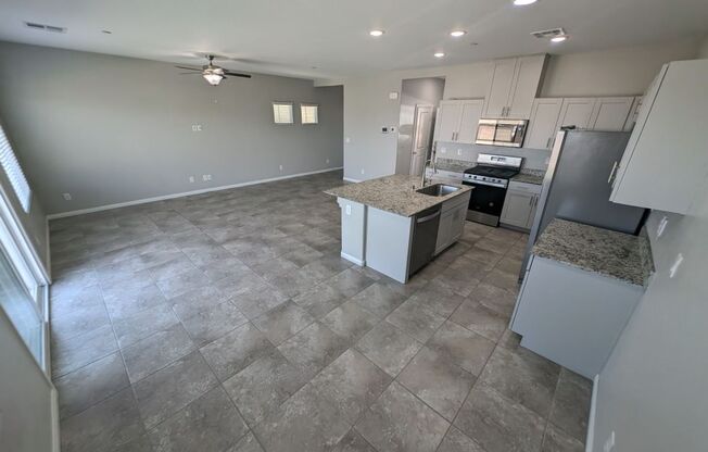 5224 SUNSTONE MESA DR