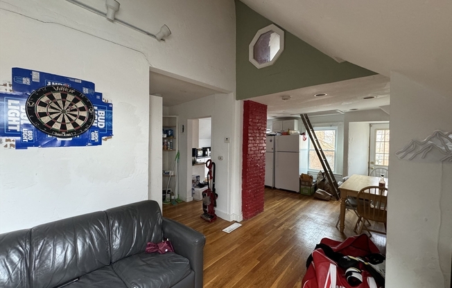 20 South St