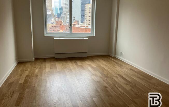 3 beds, 2.5 baths, $8,850, Unit 19