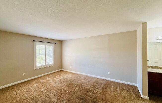 2 beds, 2 baths, $1,600, Unit # 245