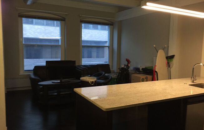 1 bed, 1 bath, 671 sqft, $1,450, Unit 5E