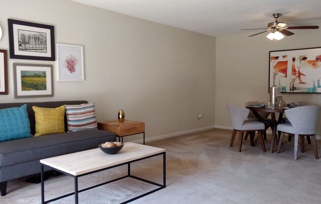 2 beds, 2 baths, 1,087 sqft, $1,100, Unit 1255