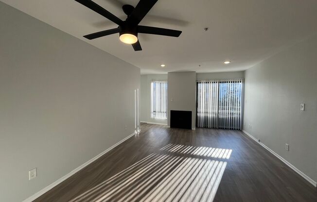 2 beds, 1.5 baths, 1,150 sqft, $1,998, Unit 305