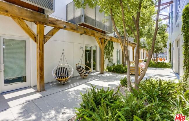 1 bed, 1 bath, 1,060 sqft, $3,350, Unit 310