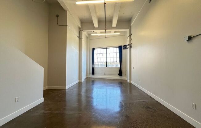 5701 INTERNATIONAL BLVD