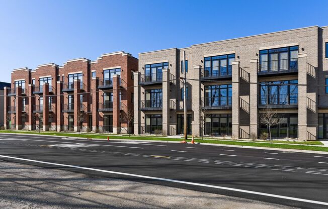 2 beds, 2 baths, 1,230 sqft, $2,625, Unit 830-1E