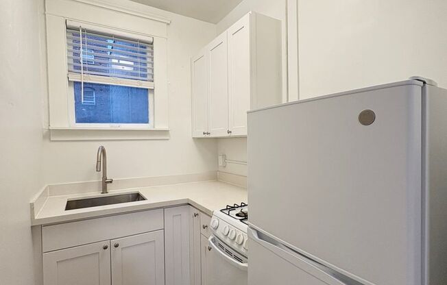 1 bed, 1 bath, 475 sqft, $1,500, Unit Unit 04