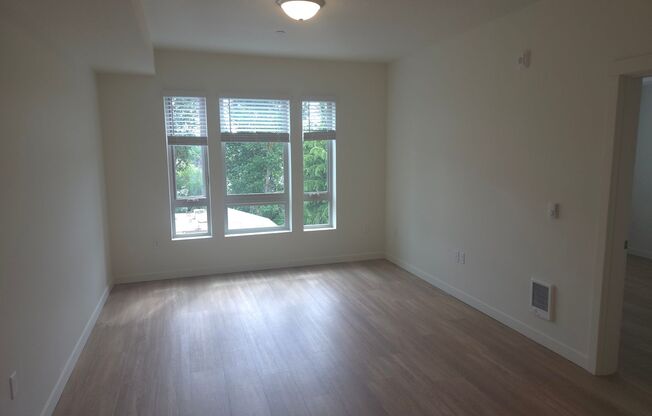 1 bed, 1 bath, 655 sqft, $1,545, Unit 214