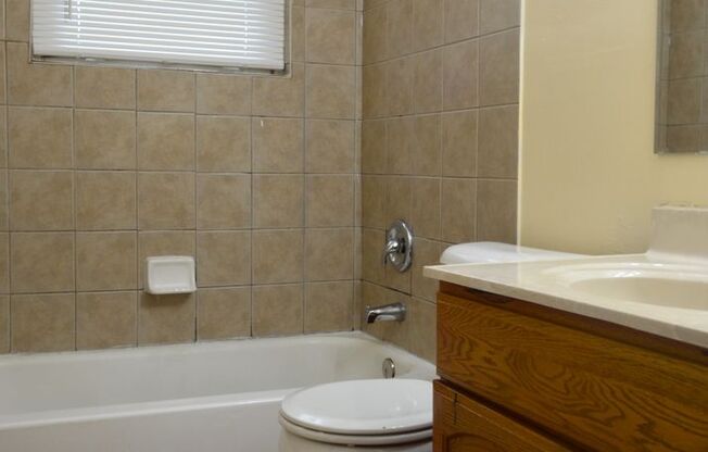 3 beds, 1 bath, $1,350