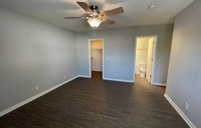2 beds, 2 baths, 980 sqft, $2,995, Unit 819-22