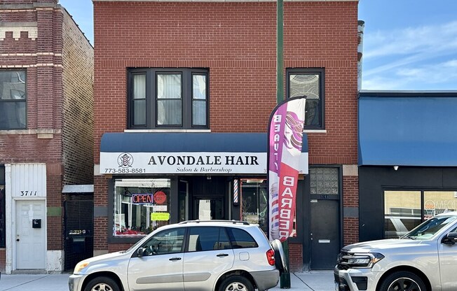 3713 713 W BELMONT