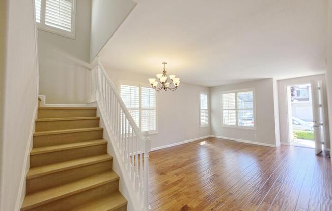 2075 Purcell PI