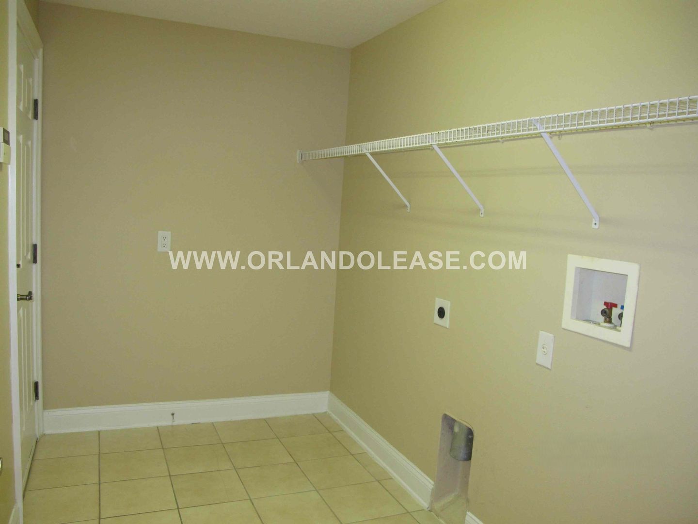 Spacious 4 Bed / 3.5 Bath Home in Gated Toscana