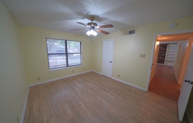 3 beds, 1 bath, $1,400