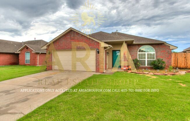 COMING SOON! Spacious Edmond Fossil Creek Addition 3 Bed/2 Bath Home!