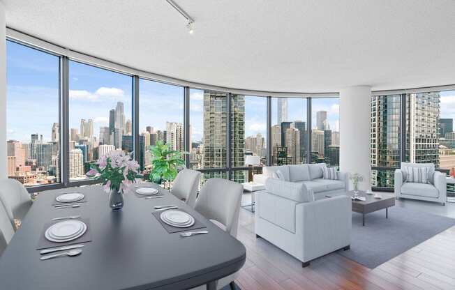 RIVER FRONT LIVING IN THE HEART OF CHICAGO