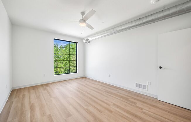 2 beds, 2 baths, 1,324 sqft, $2,200, Unit 333