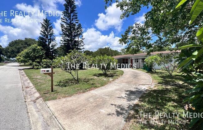 904 HALL ST