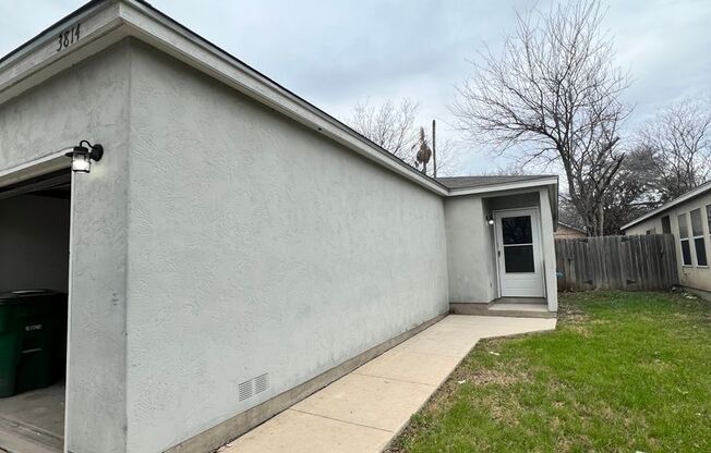 Newly Renovated Duplex in NE San Antonio!