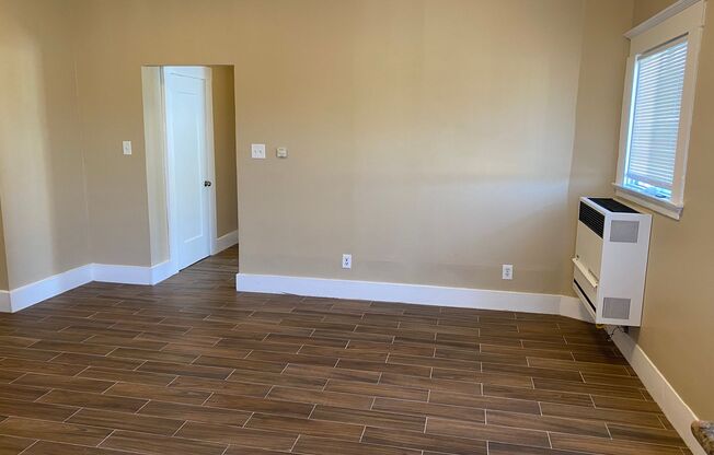 864 34th Street - 1196