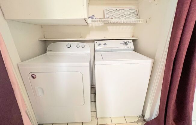 2 beds, 1 bath, $1,450, Unit Unit 325