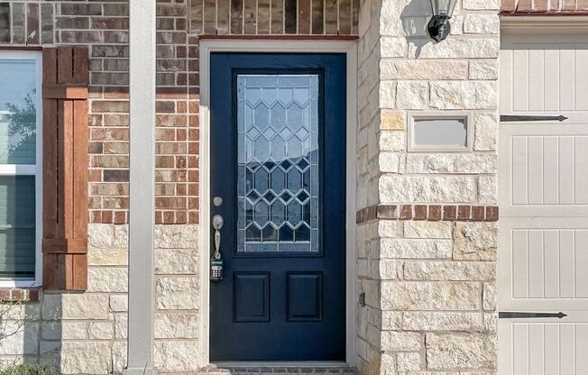 Beautifully Refreshed 3-Bedroom Home in Desirable Hightop Ridge