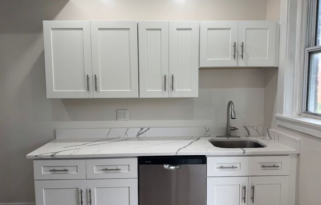 Renovated 3-Bedroom House with Air Conditioning