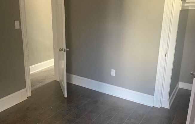 3 beds, 1 bath, $1,400