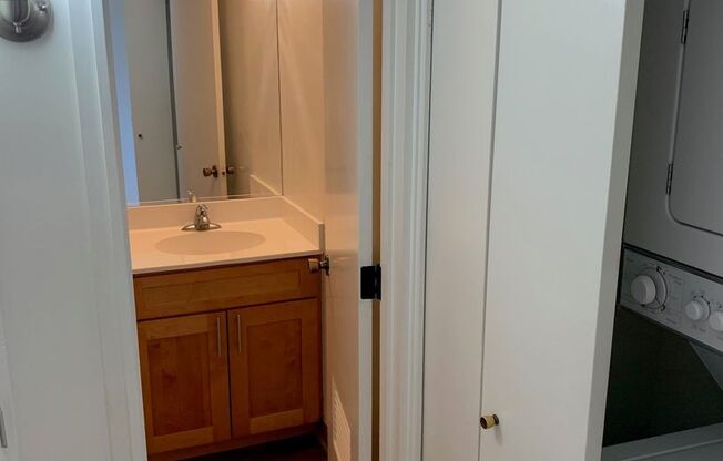 Studio, 1 bath, $1,850, Unit Marco Polo