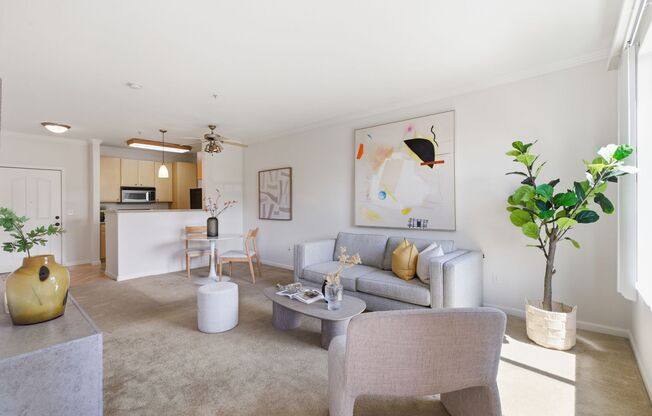 1BD/1BA - Remodeled Ground-Floor Condo, In-Unit Laundry, Gated