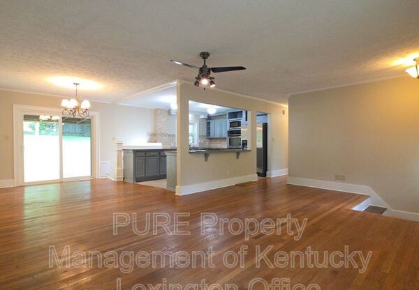 1123 GAINESWAY DR