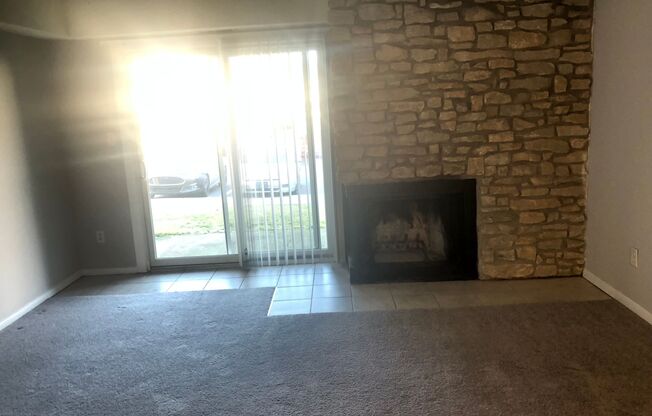 2 beds, 2 baths, 1,042 sqft, $1,249, Unit 5731B