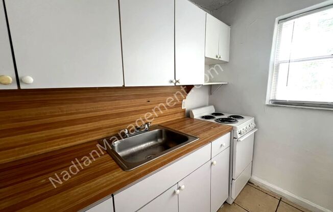 2 beds, 1 bath, 750 sqft, $1,650, Unit 5300-18