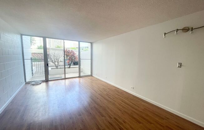 Ground Floor Unit in Likini West Available Now- With All Utilities Included!!