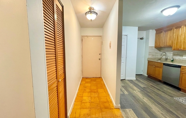 195 Independence Ave