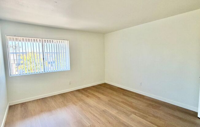 2 beds, 1 bath, 900 sqft, $2,195, Unit 39