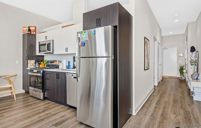 1 bed, 1 bath, 802 sqft, $2,195, Unit 205