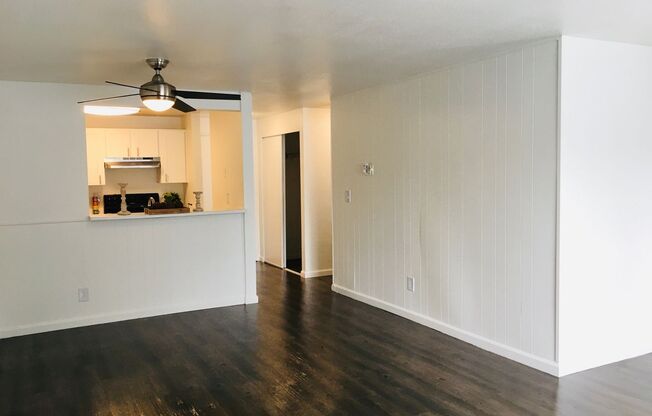 2 beds, 1.5 baths, 1,200 sqft, $2,500, Unit 212