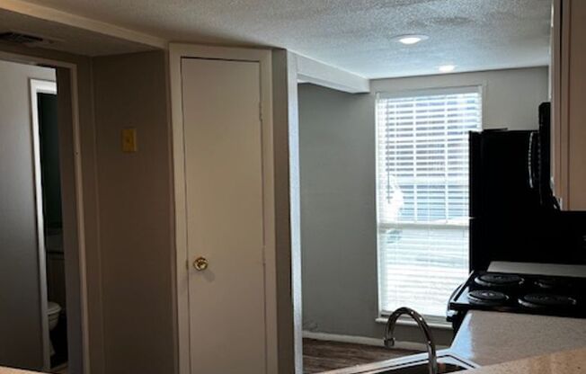 2 beds, 2.5 baths, 1,314 sqft, $1,040, Unit 1003