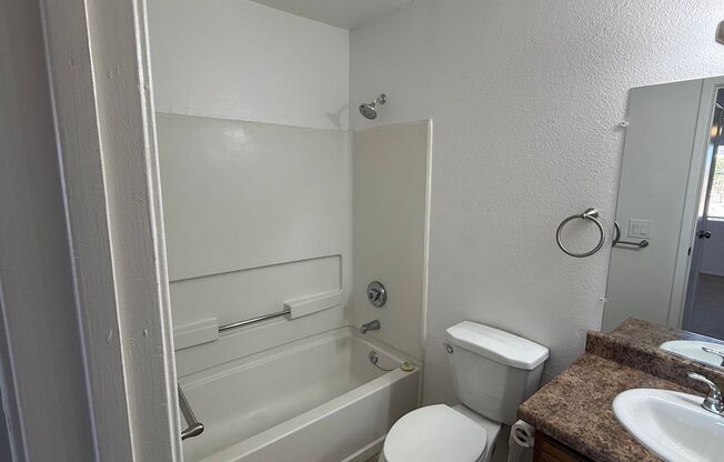 2 beds, 2 baths, $1,450